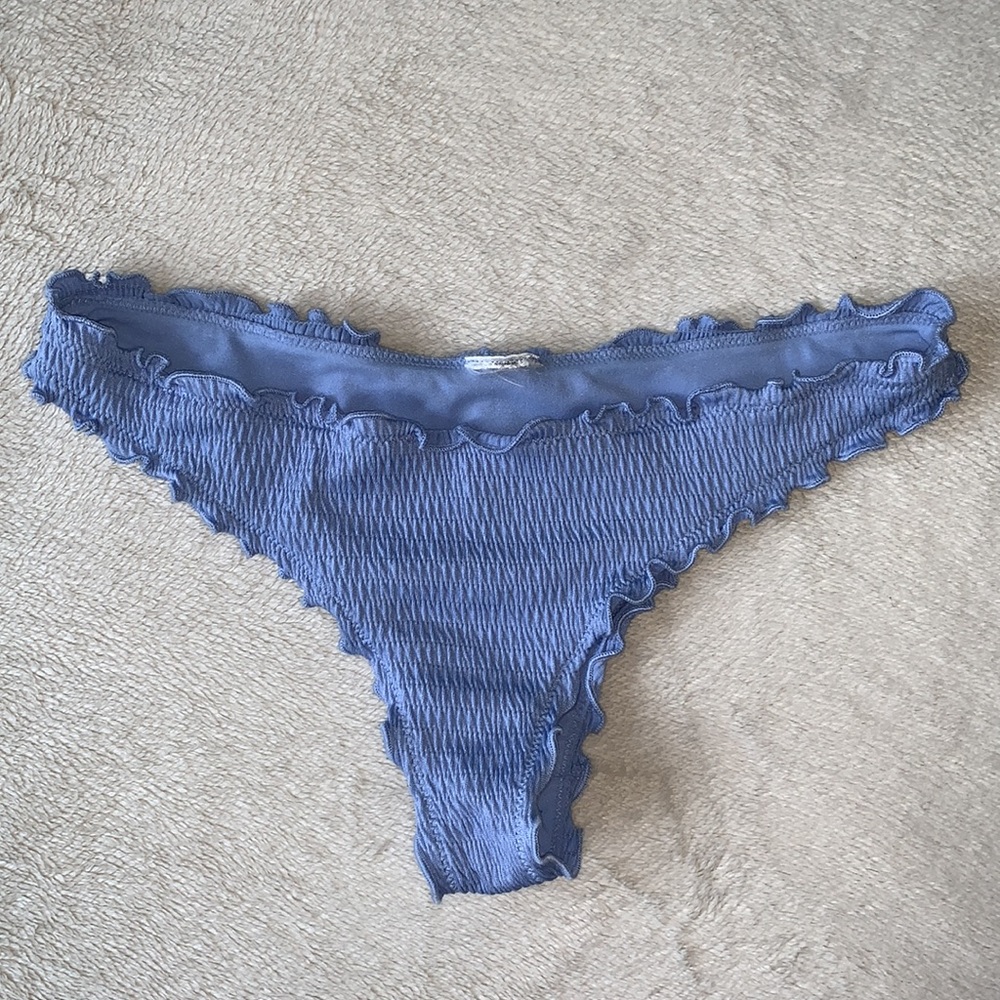 H&M bikini bottoms